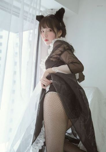 巨乳娘大战僵尸_DVD电影在线观看